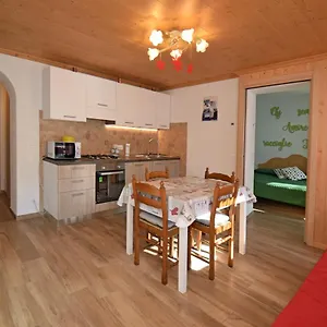 Appartamento Casa Mariani-tortoi, Candide