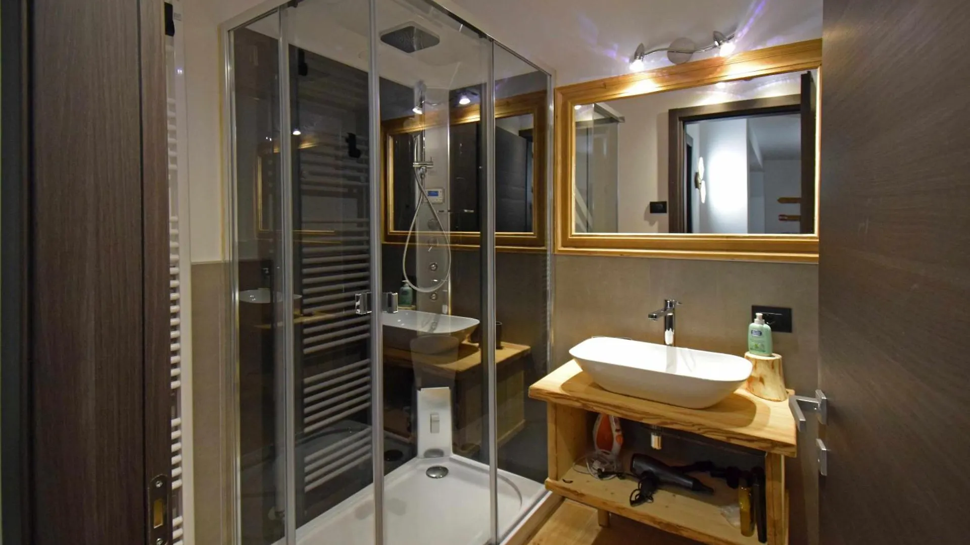 Cirmolo Val Comelico Comfortable & Spacious Padola